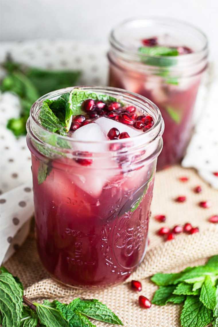 04 drink Pommegranate Mojito Cocktail