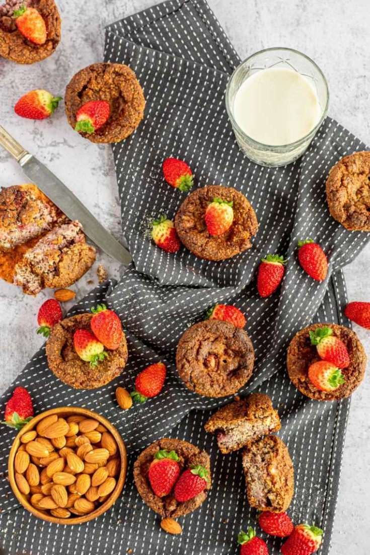 17 Vegan Keto Strawberry Muffins