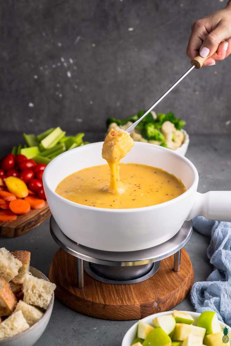 21 dinner Easy Vegan Cheese Fondue