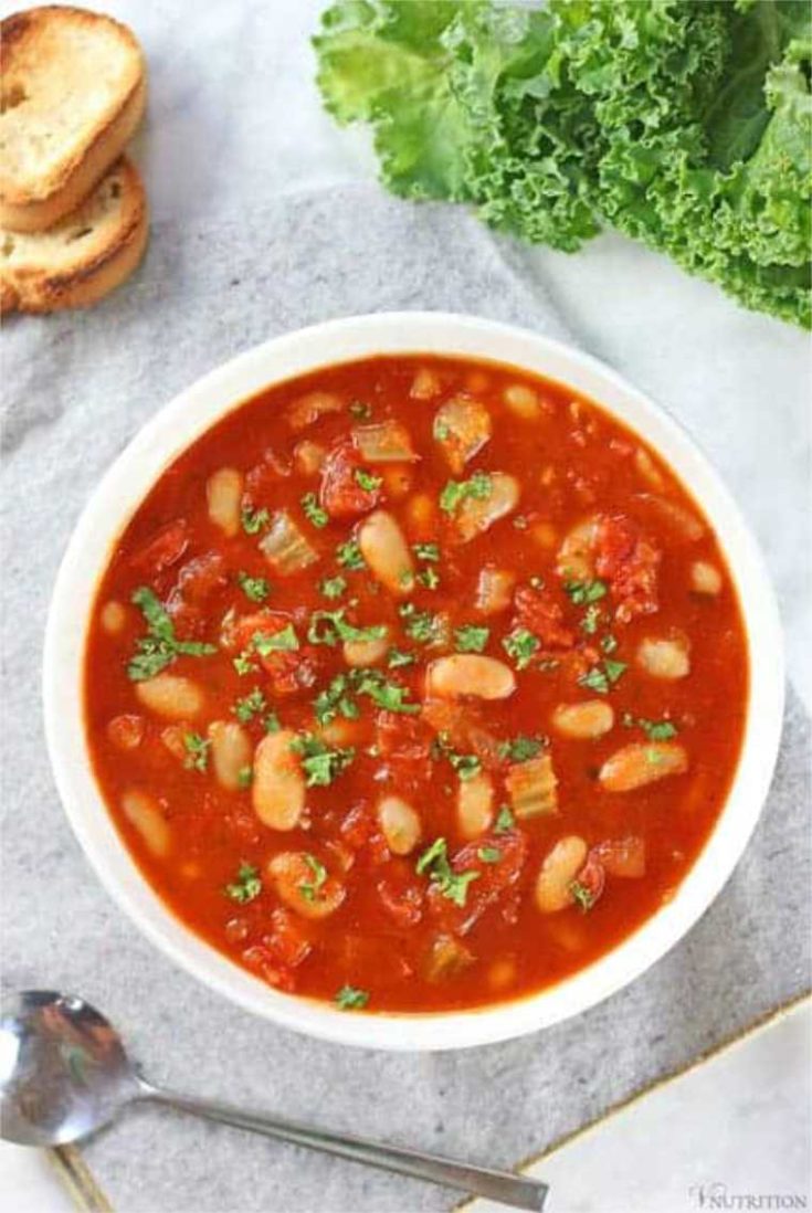 23 White Bean Tomato Soup