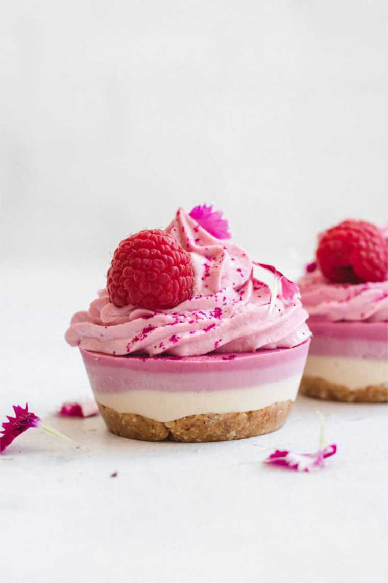 30 raw vegan raspberry cheesecakes