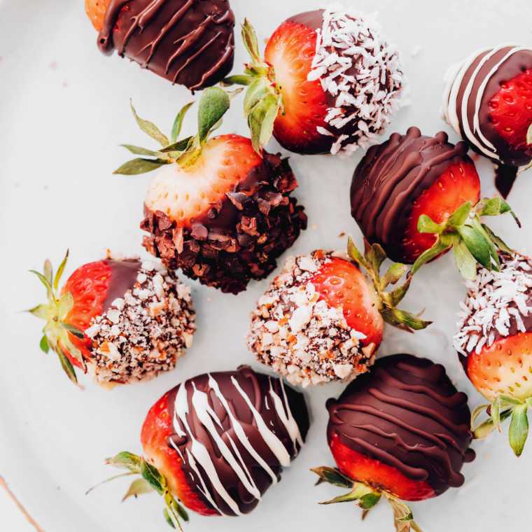 white plate with Vegan Chocolate Covered Strawberries