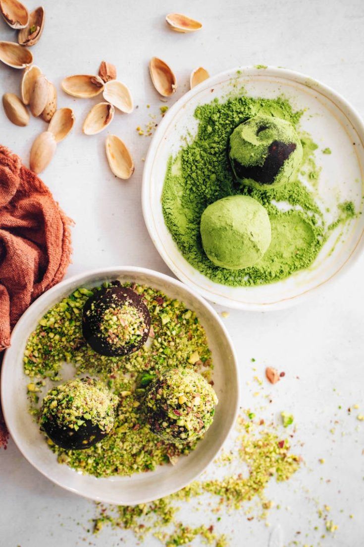 Matcha Pistachio Bliss Balls by Nutriciously 1