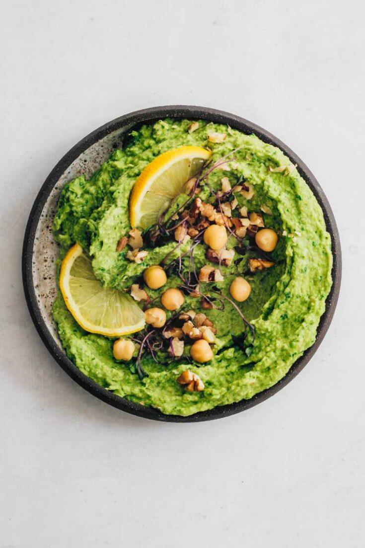 Spinach Hummus by Nutriciously 4