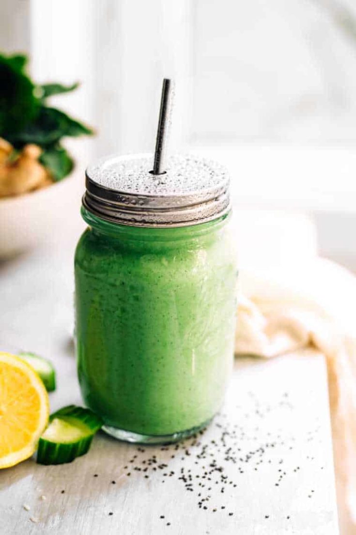 Super Green Smoothie by Nutriciously 6