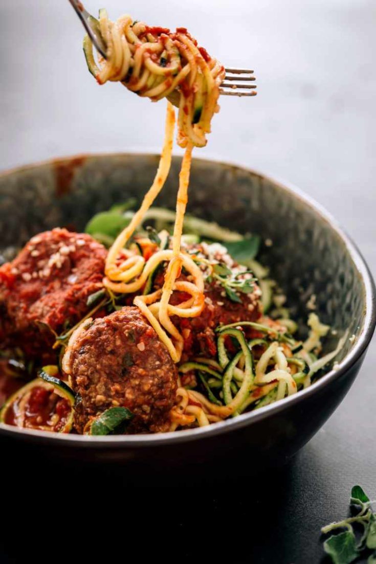 Zoodles with Black Bean Meatballs by Nutriciously 7