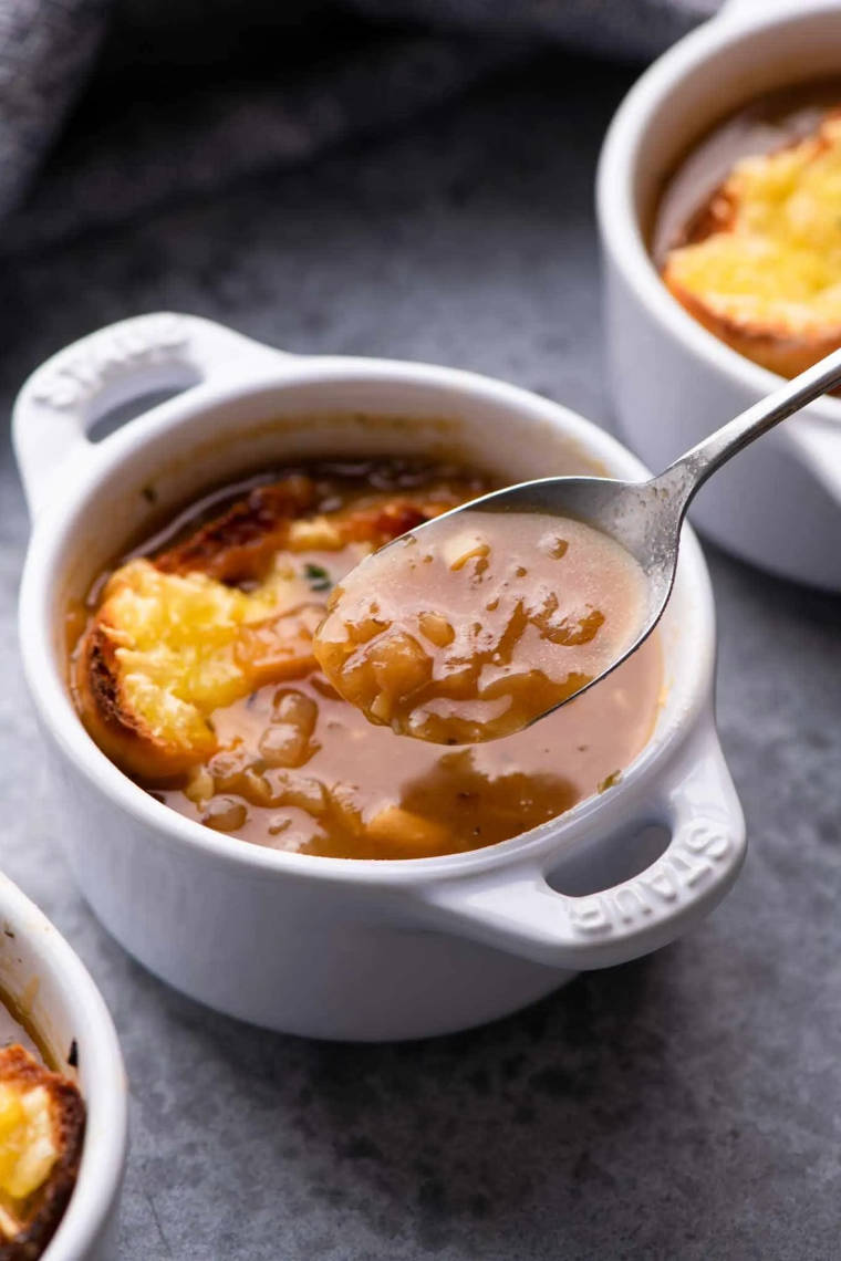 vegan French onion soup
