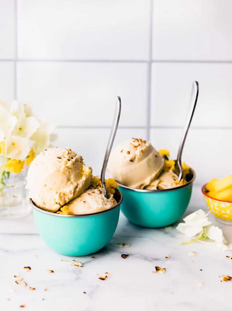 vegan banana nice cream soft serve