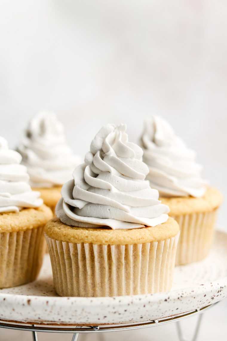 vegan gluten free vanilla cupcakes